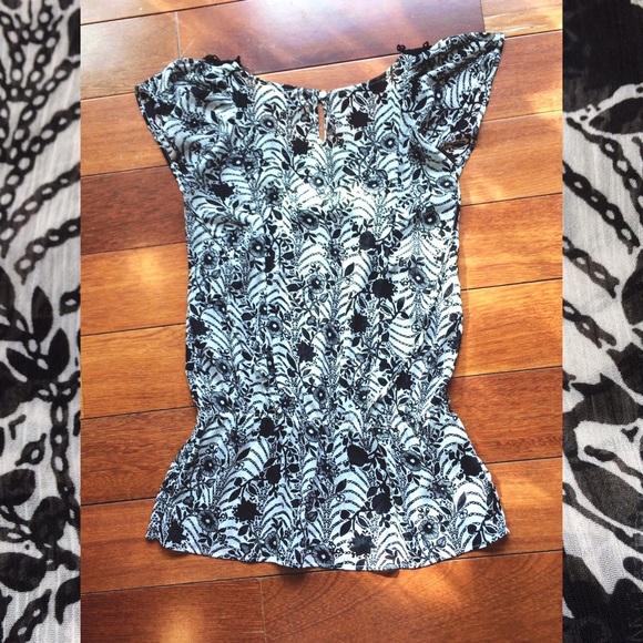 Black & White Sheer Top -S- Romy Collection - Picture 3 of 8